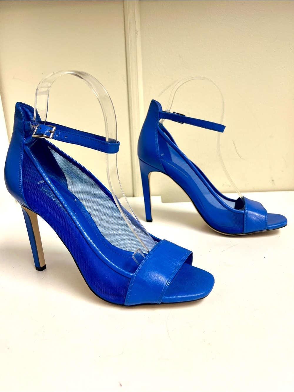 BCBG Generation Cobalt Blue Mesh Ankle Strap Stiletto Heels Sandals Size 8M chic